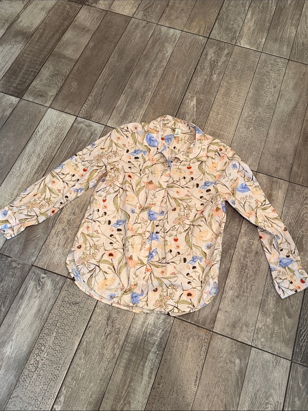 H&M Cream Floral Button-Down Shirt with Blue & Green Accents